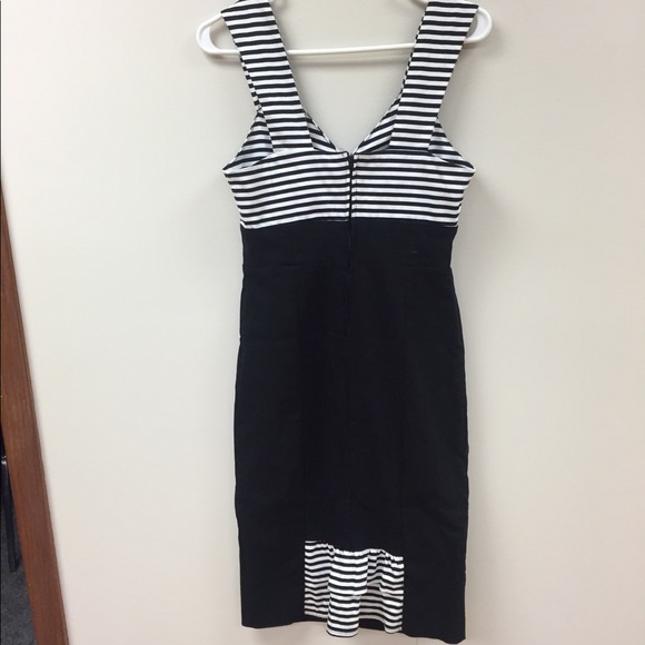 Dress - Picture 2 of 3